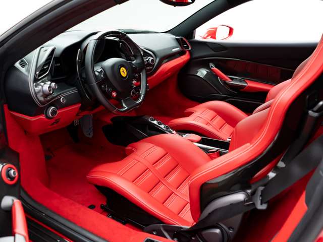 フェラーリ 488GTB F1 DCT | 高級輸入車専門店「Aperta」/アペルタ名古屋